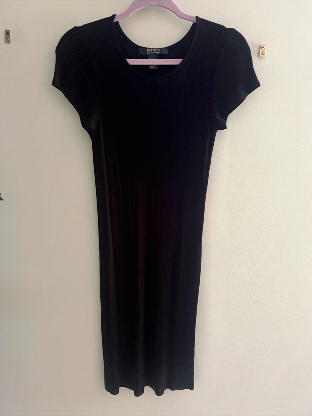 Forever 21 Black Short-Sleeve Midi Dress